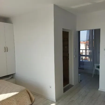сити бийч вю Apartamento Carevo